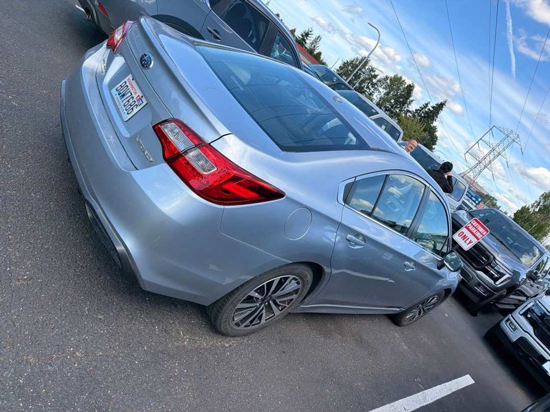 2019 Subaru Legacy 2.5i - Image 3