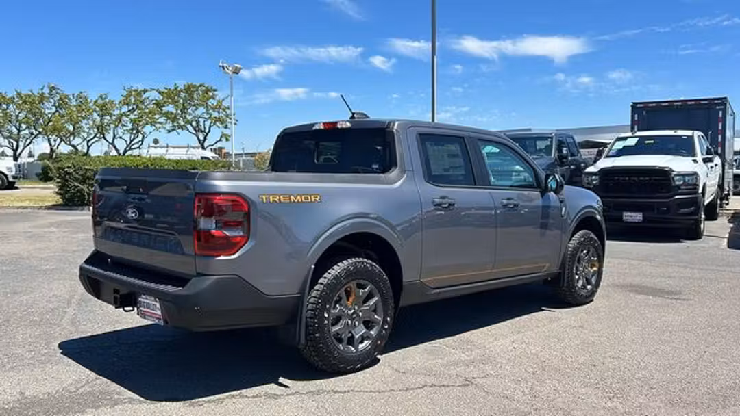 2026 Ford Maverick Tremor - Image 3