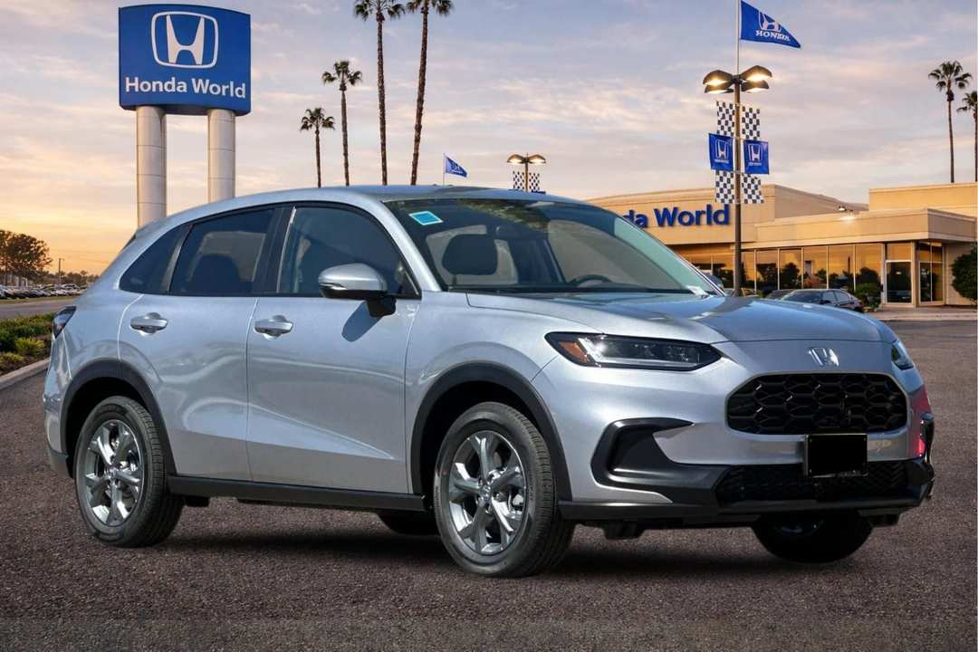 2027 Honda HR-V LX - Image 2