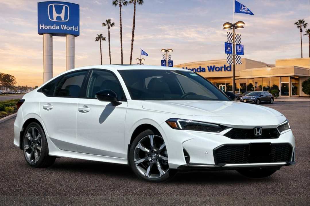 2026 Honda Civic Hybrid Sport Touring - Image 2