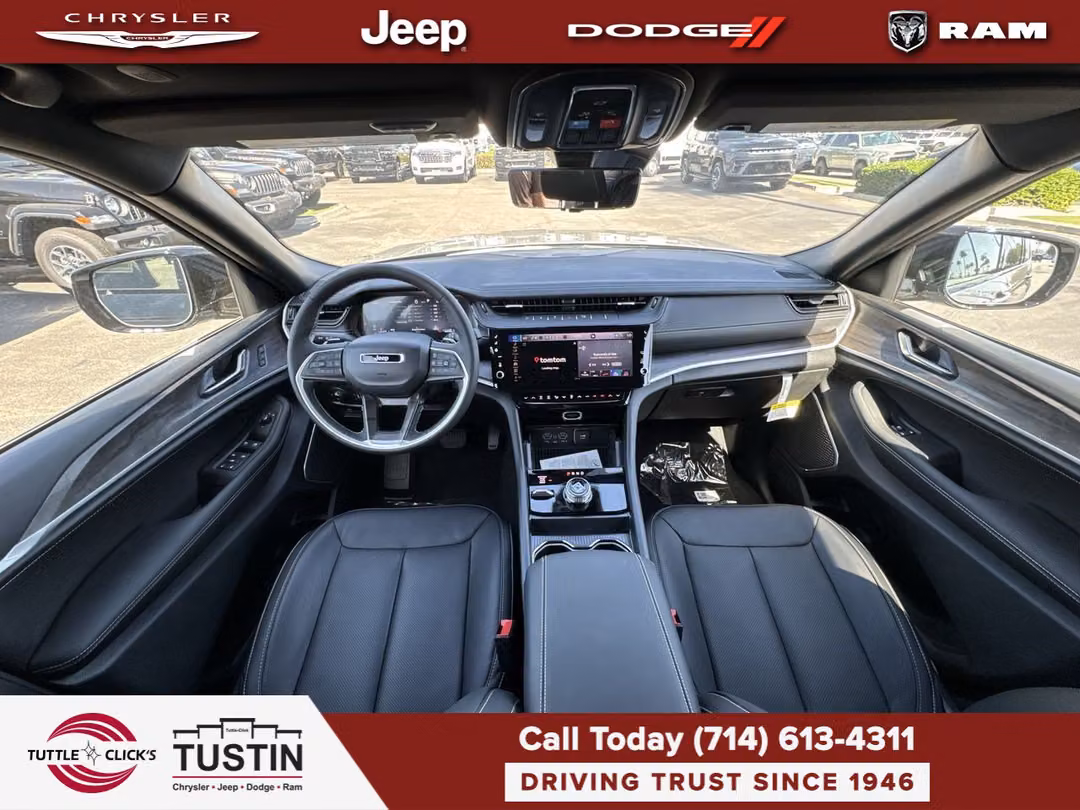 2027 Jeep Grand Cherokee L Limited Reserve - Image 2