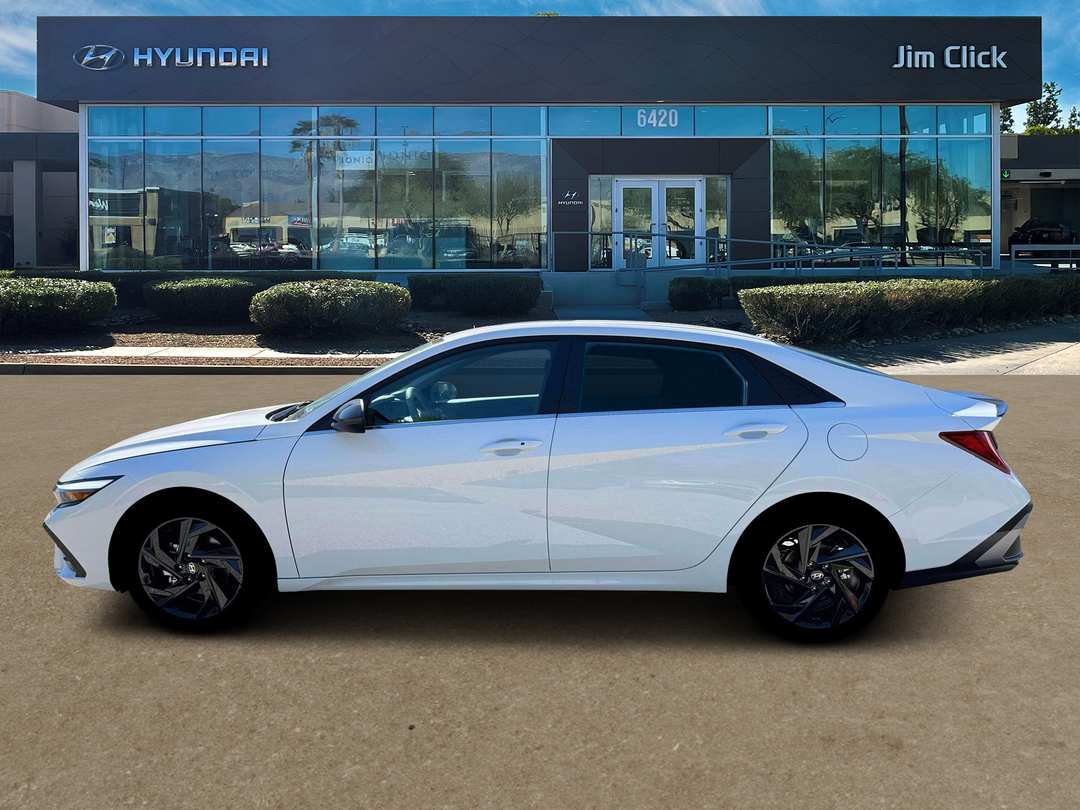 2026 Hyundai Elantra SEL Sport Premium - Image 3