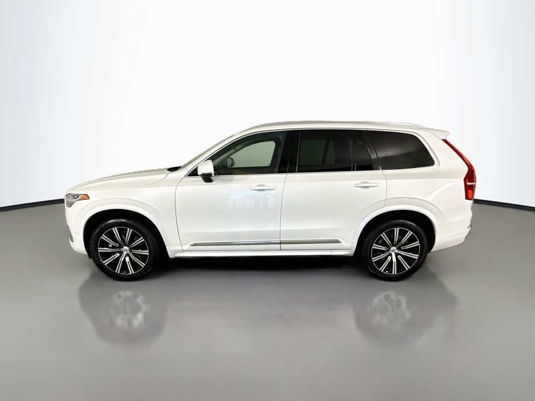 2023 Volvo Xc90 B6 Plus 7Seater - Image 2