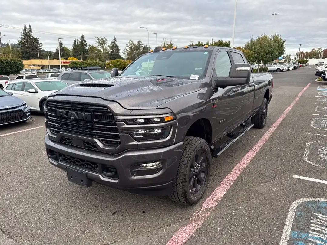 2026 Ram 3500 Laramie - Image 3