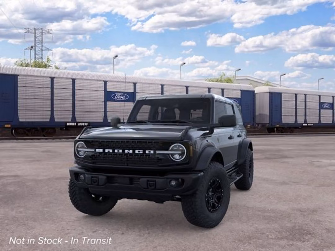 2026 Ford Bronco Badlands - Image 2