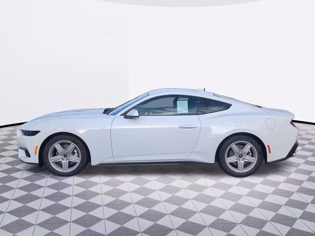 2026 Ford Mustang EcoBoost - Image 2