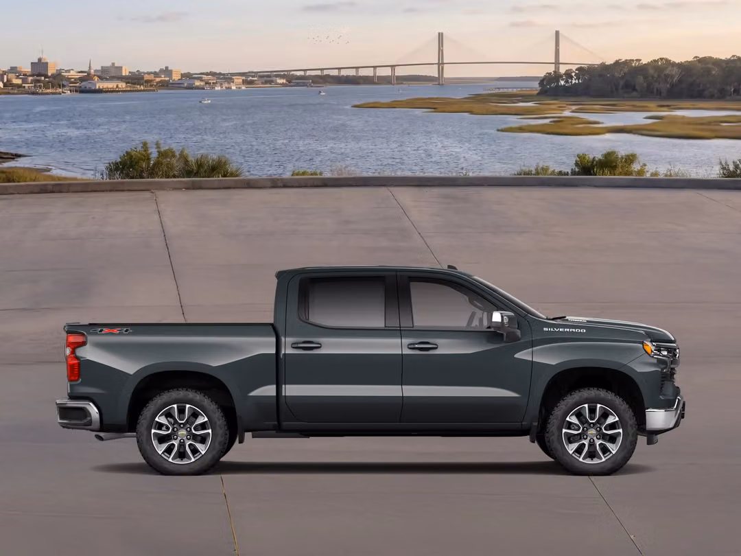 2026 Chevrolet Silverado 1500 LT - Image 3