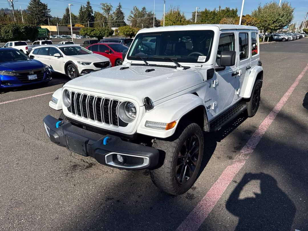 2024 Jeep Wrangler Sahara 4xe - Image 3