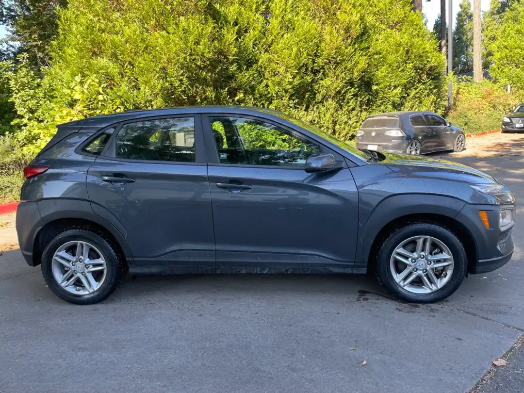 2021 Hyundai Kona SE - Image 3