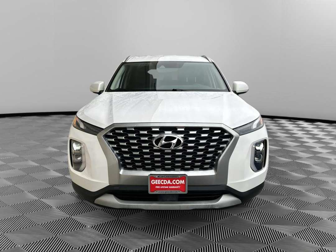 2021 Hyundai Palisade Essential - Image 2