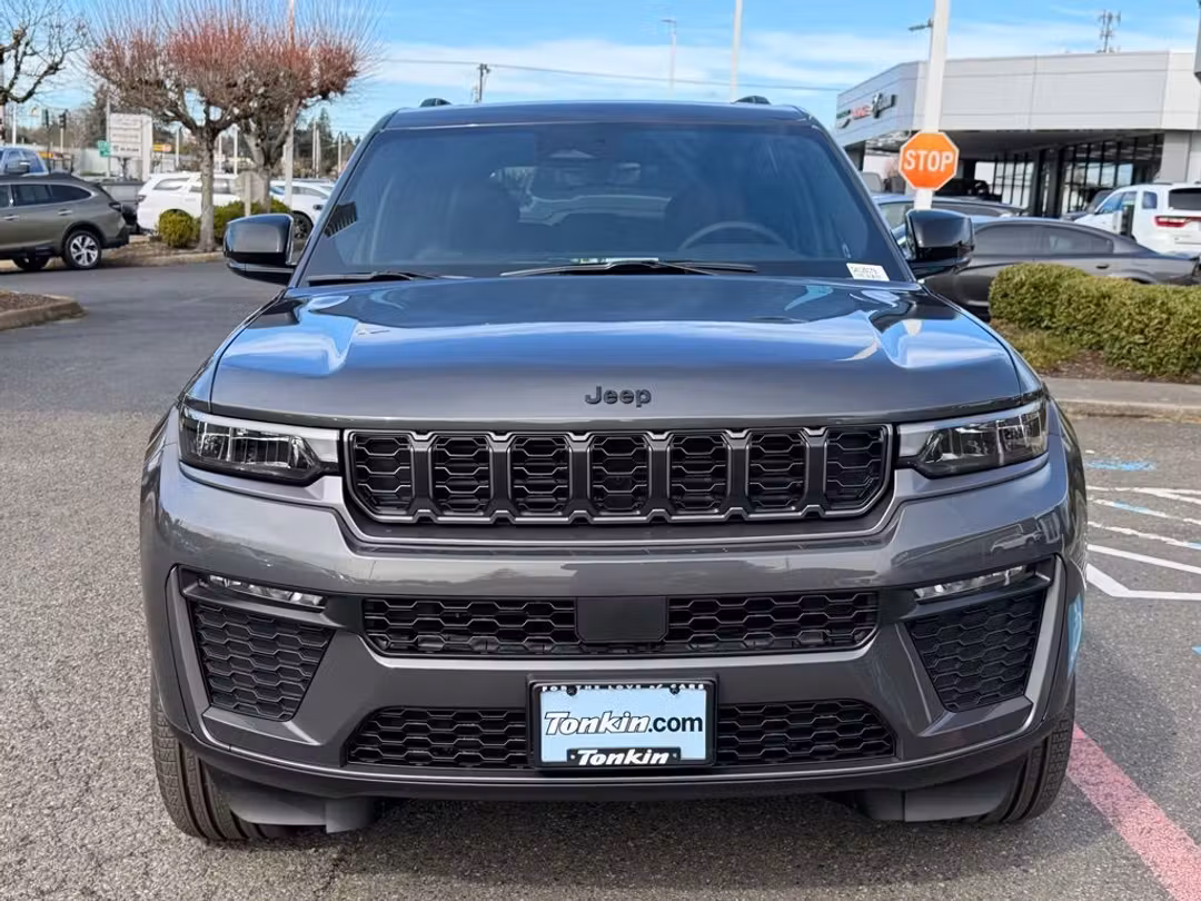 2026 Jeep Grand Cherokee Limited - Image 3