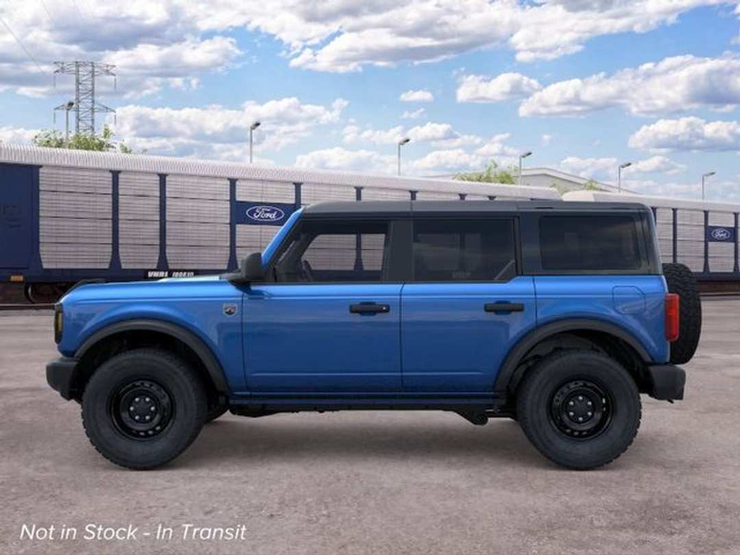 2026 Ford Bronco Big Bend - Image 3