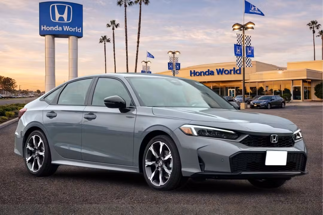 2026 Honda Civic Hybrid Sport Touring - Image 2