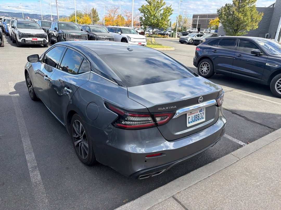 2020 Nissan Maxima 3.5 SV - Image 3