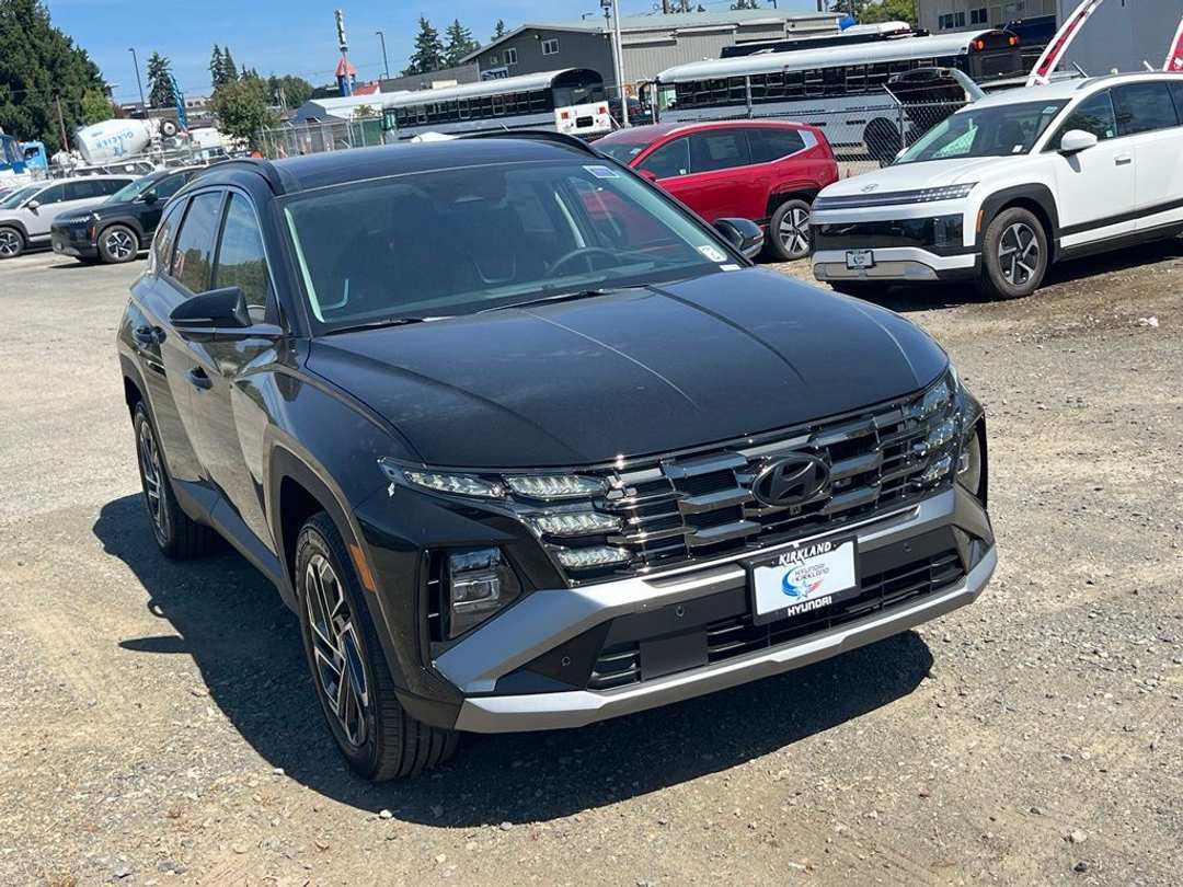 2026 Hyundai Tucson Hybrid Limited - Image 3
