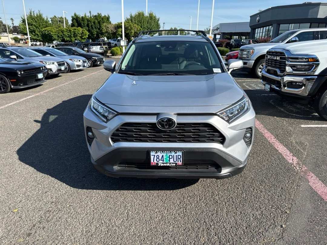 2021 Toyota Rav4 XLE Premium - Image 2