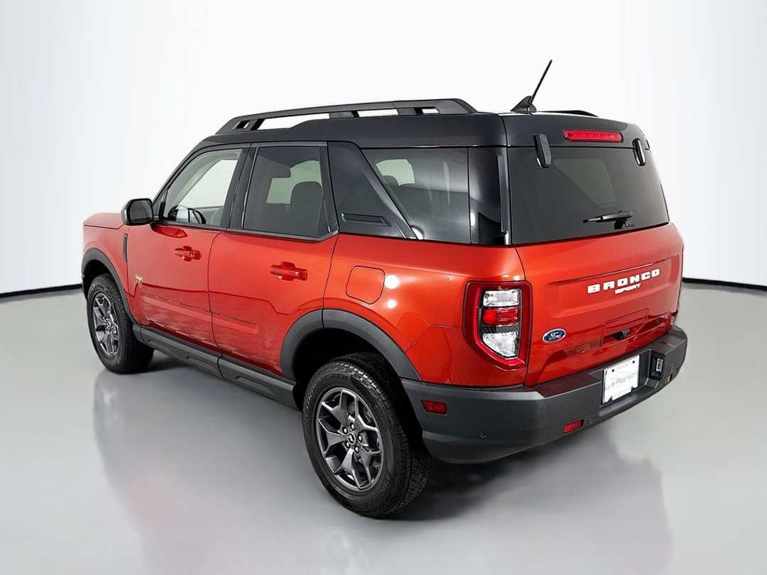 2024 Ford Bronco Sport Badlands - Image 3