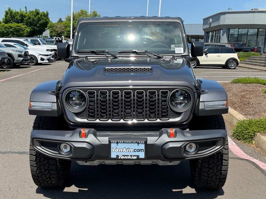 2026 Jeep Gladiator Mojave - Image 3