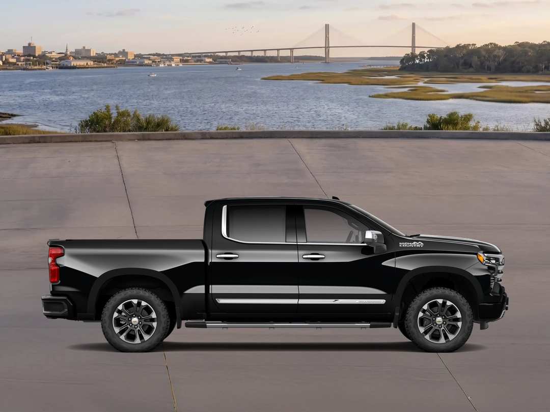 2026 Chevrolet Silverado 1500 High Country - Image 3