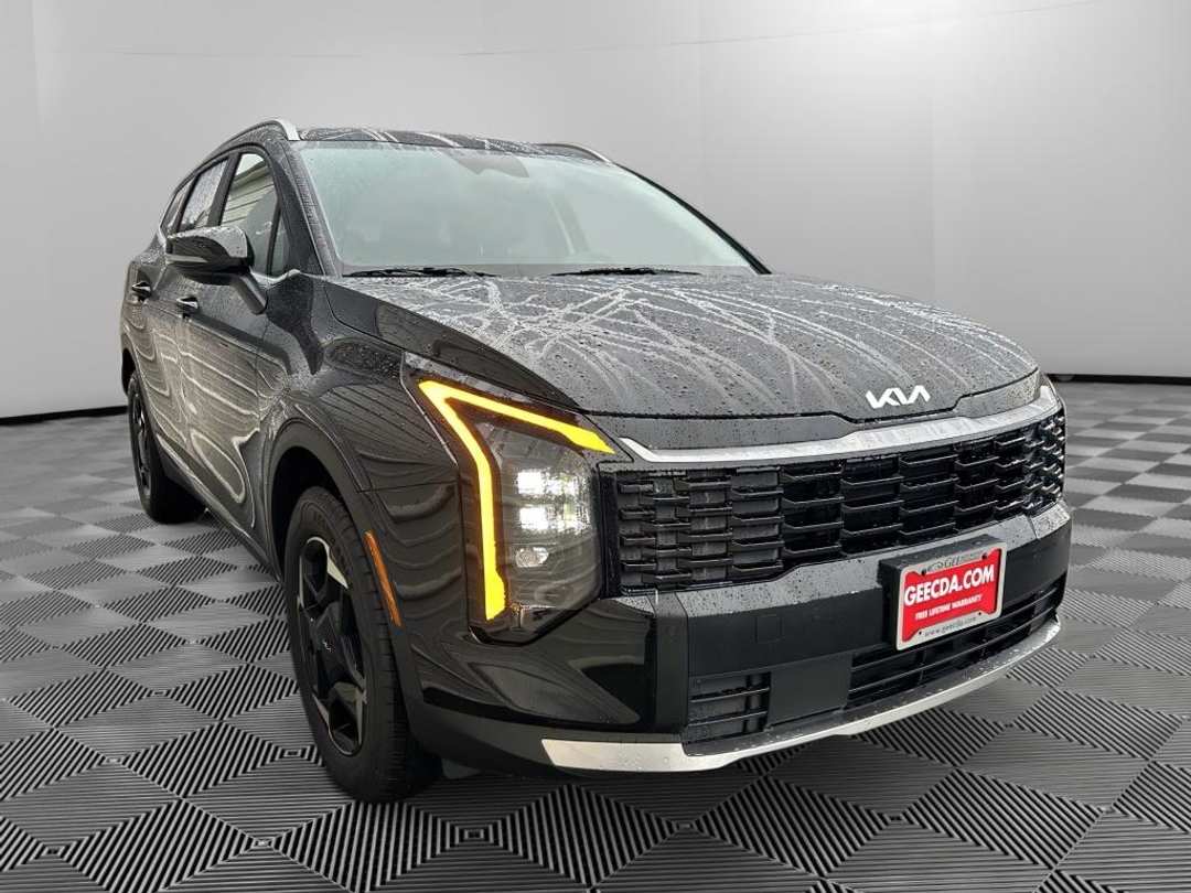 2026 Kia Sportage Hybrid EX - Image 3