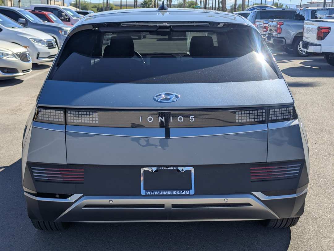 2023 Hyundai Ioniq 5 SEL - Image 3