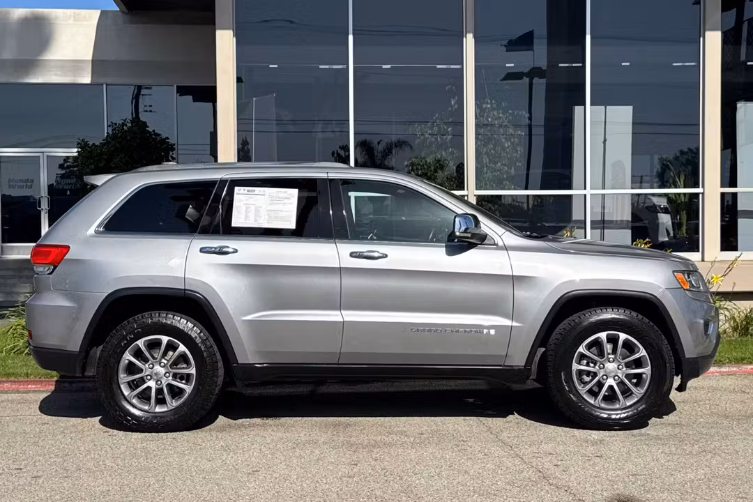 2016 Jeep Grand Cherokee Limited - Image 3