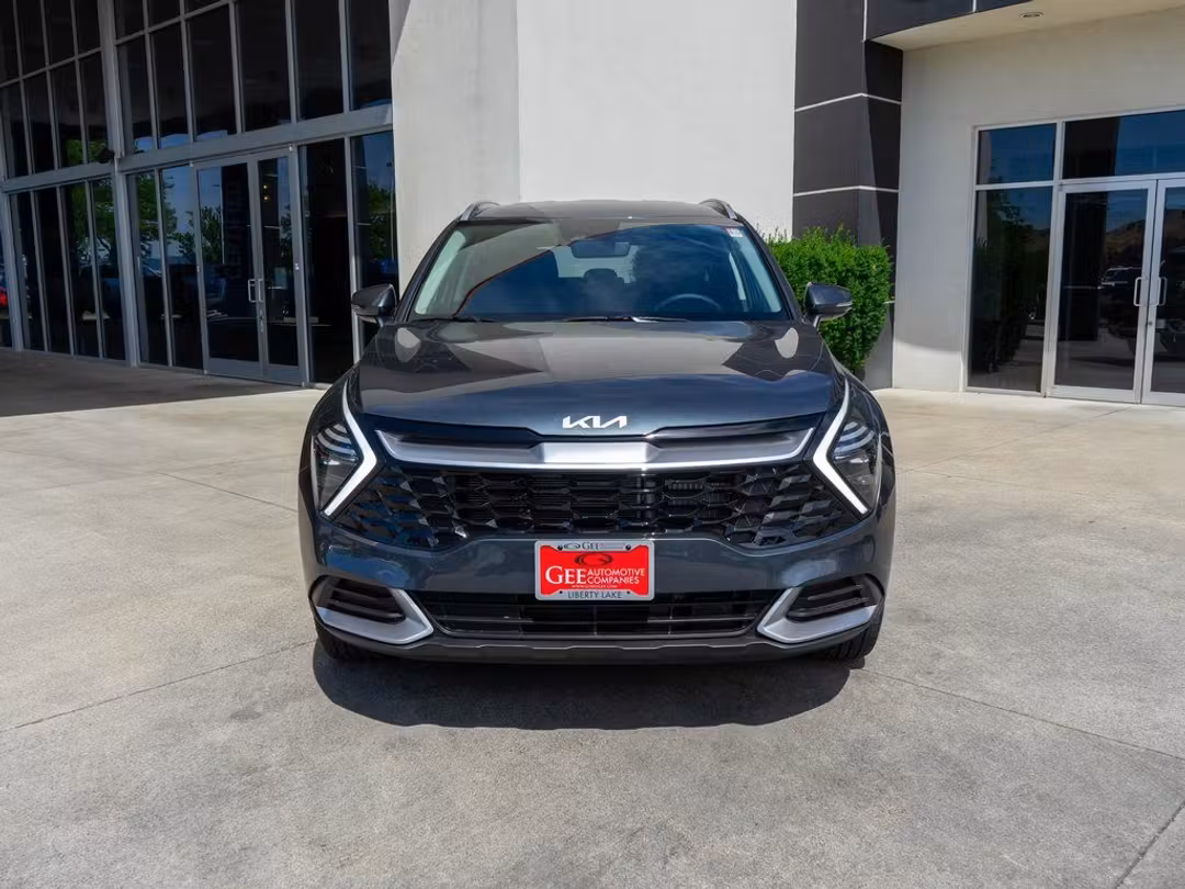 2025 Kia Sportage Hybrid EX - Image 2