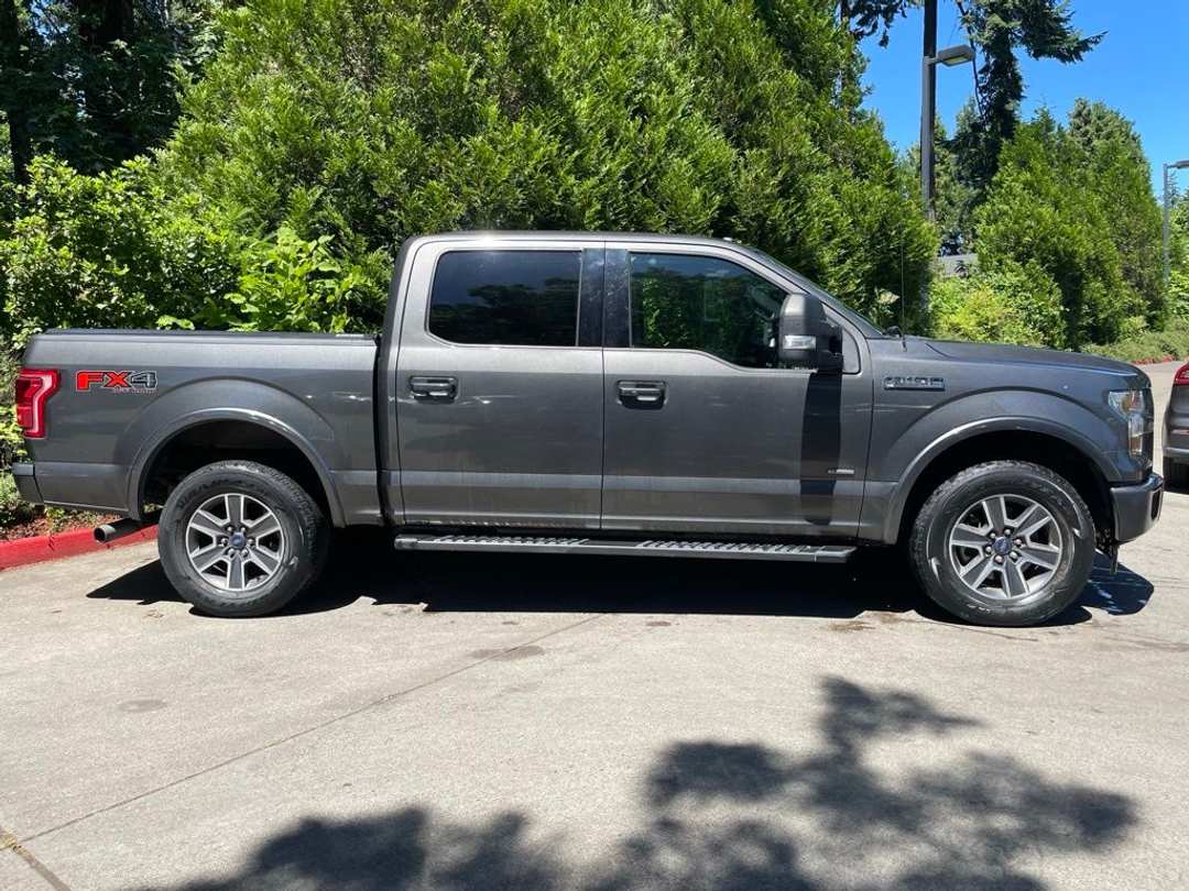 2017 Ford F-150 Lariat - Image 3