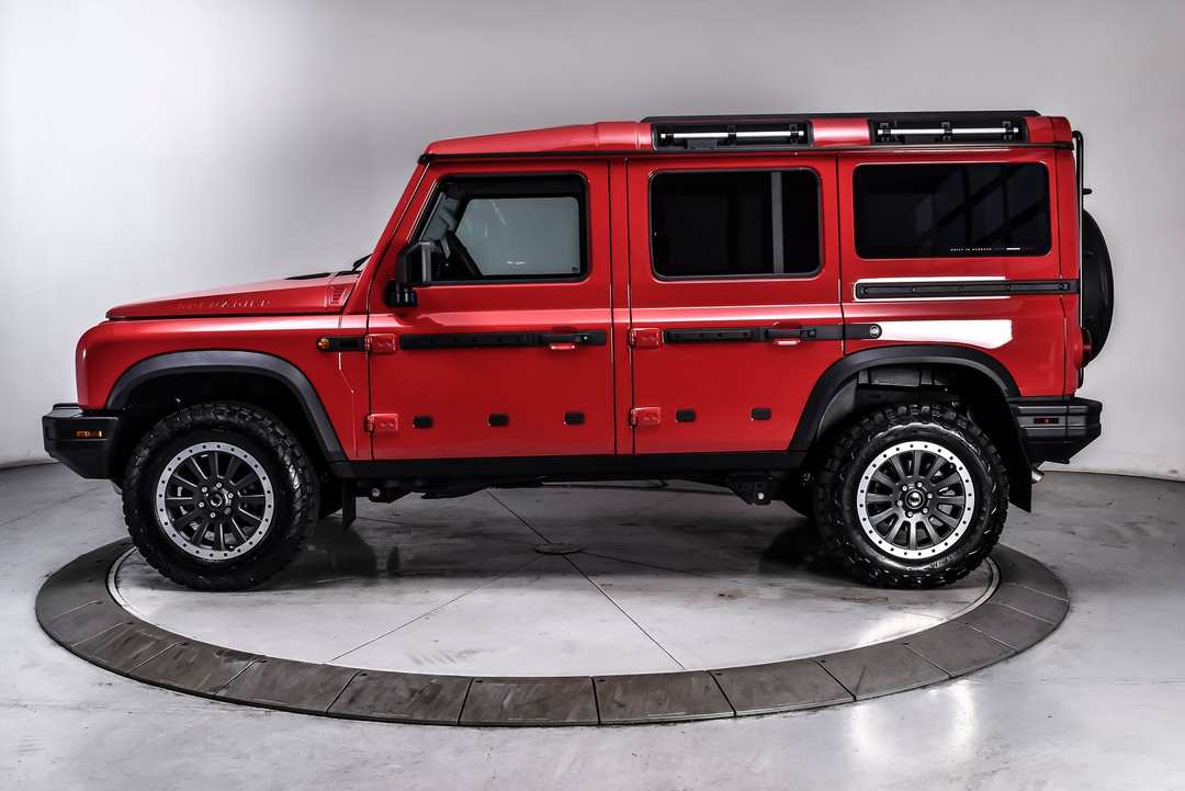 2025 INEOS Grenadier Station Fieldmaster Edition - Image 3