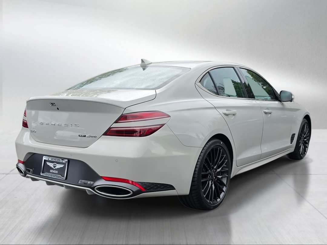 2026 Genesis G70 3.3T Prestige Graphite - Image 3