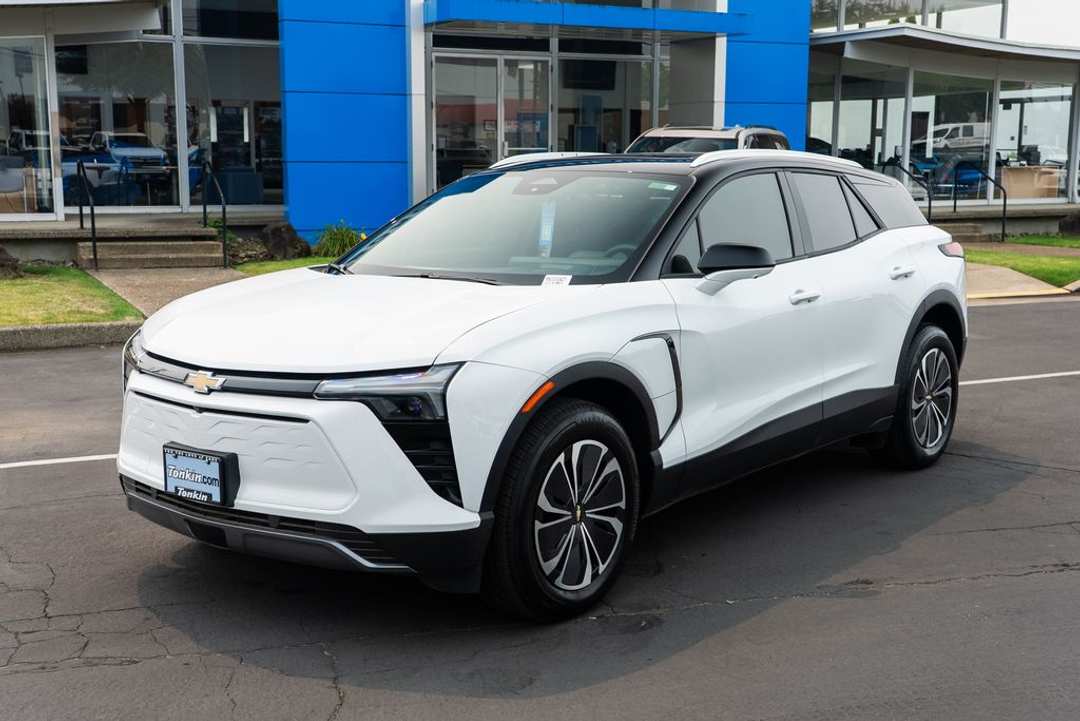 2025 Chevrolet Blazer Ev LT - Image 2