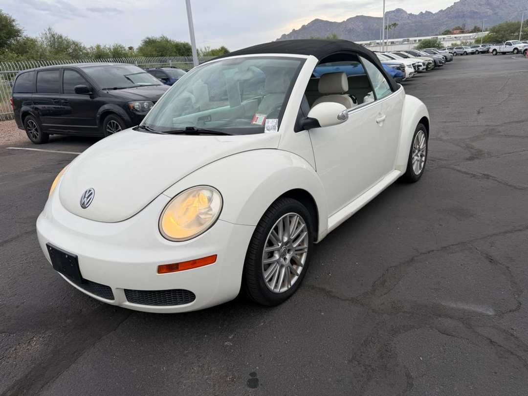 2007 Volkswagen Beetle Triple White - Image 3