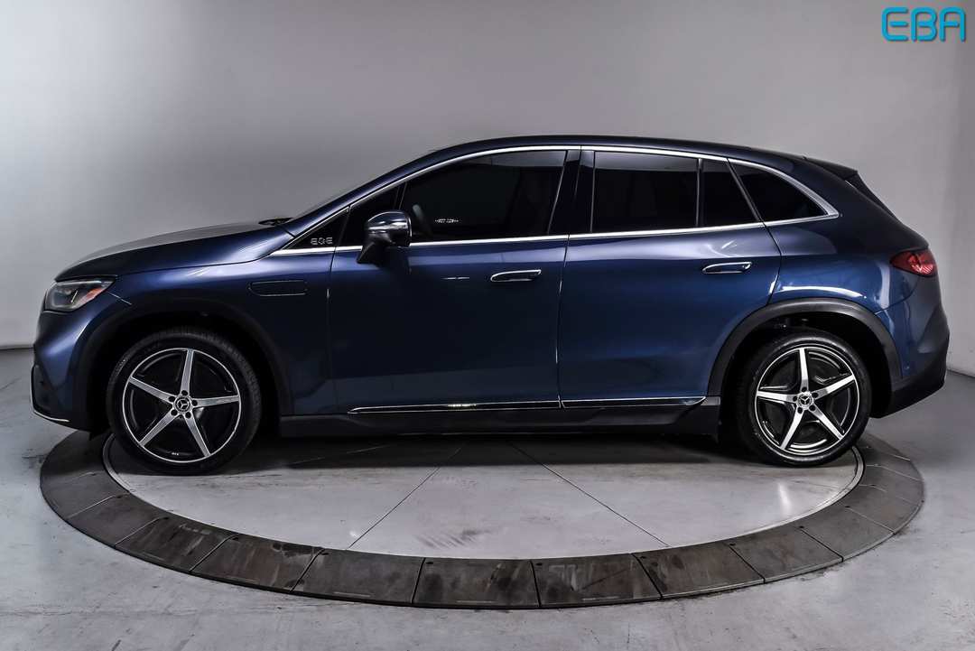 2023 Mercedes-Benz EQE 500 - Image 3