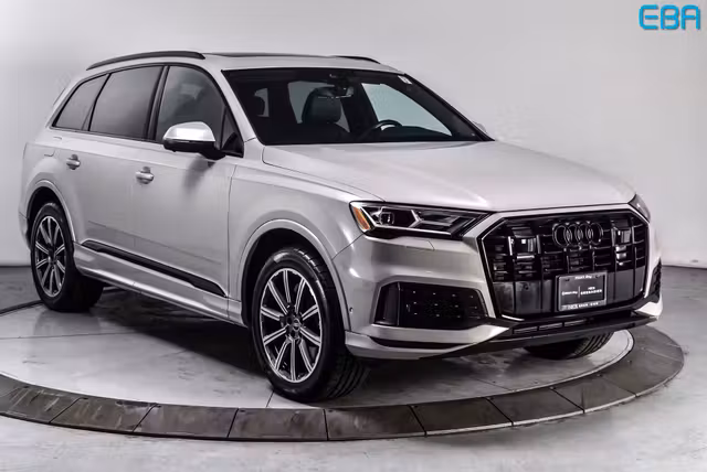 2023 Audi Q7 45 Premium Plus