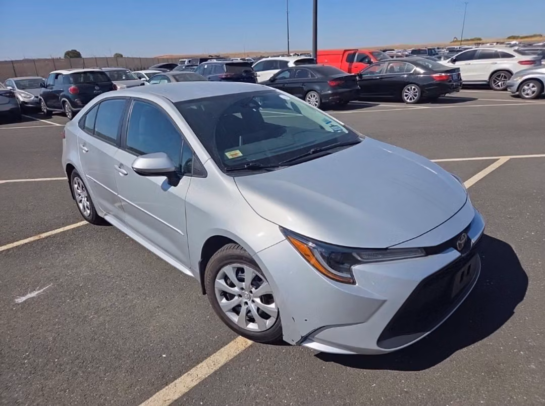 2021 Toyota Corolla LE - Image 2
