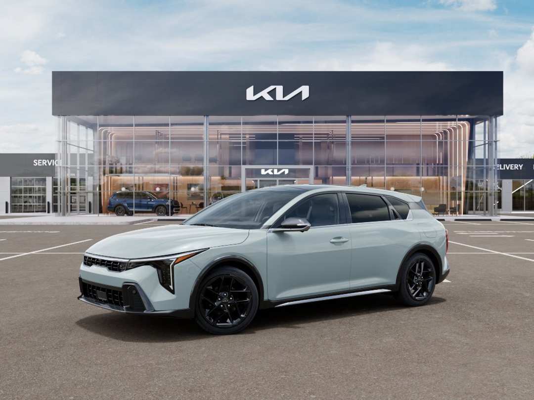 2026 Kia K4 GTLine Turbo - Image 3