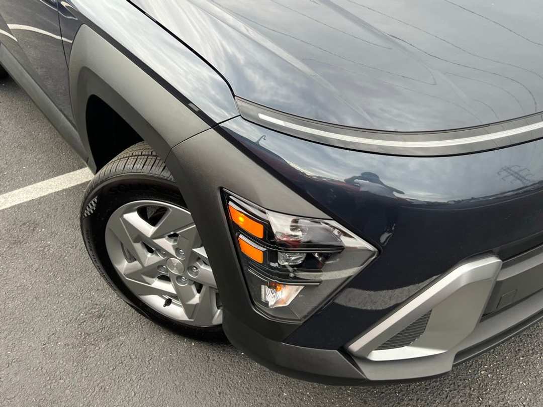 2026 Hyundai Kona SE - Image 2