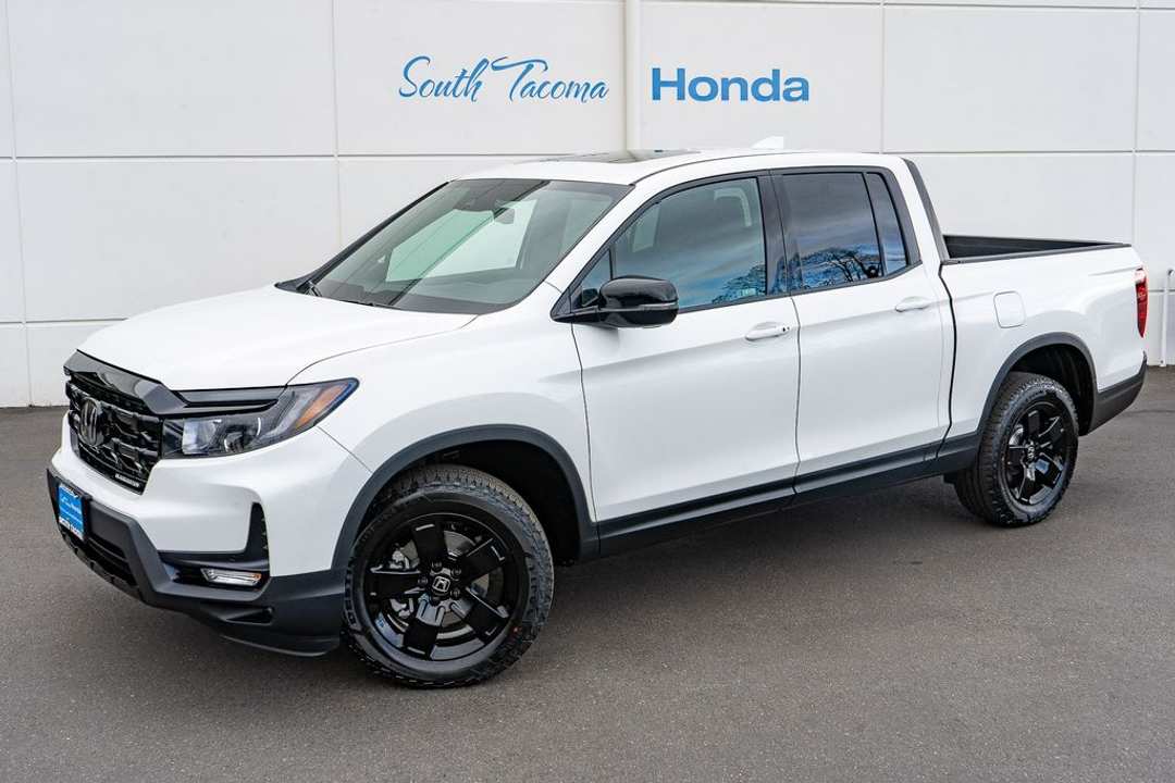 2026 Honda Ridgeline Black Edition w/Tailgate Blackout - Image 2