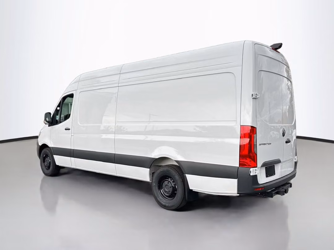 2027 Mercedes-Benz Sprinter 2500 - Image 3