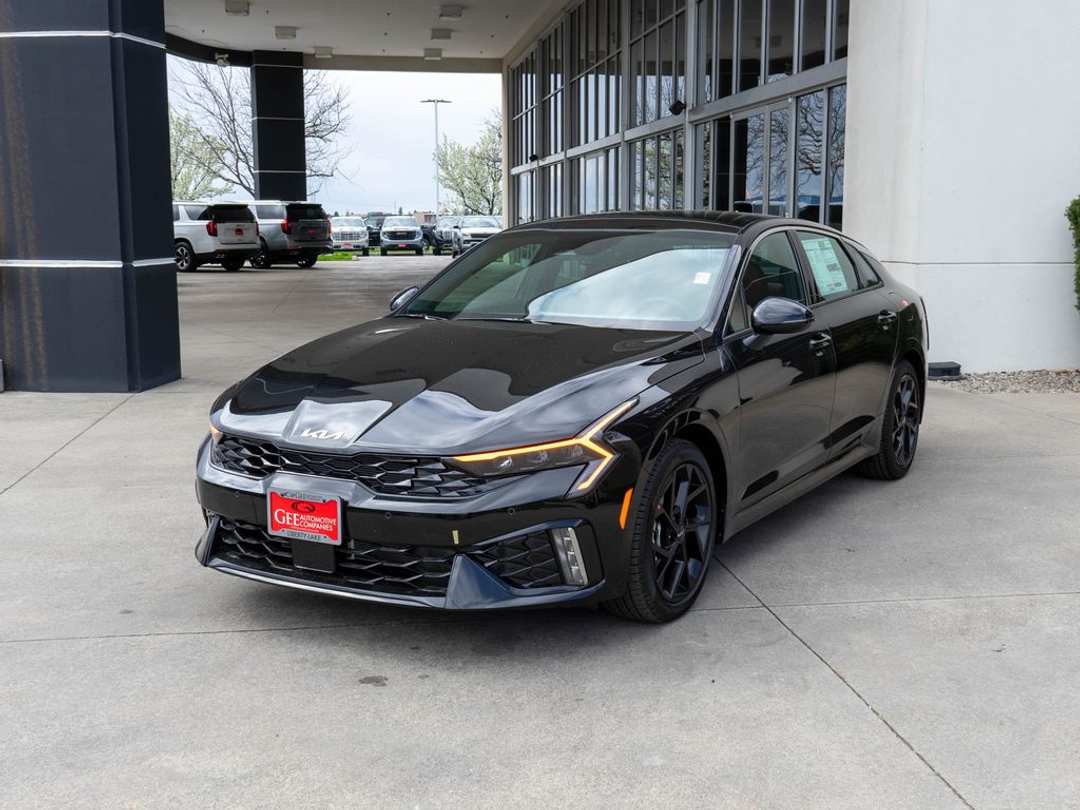 2026 Kia K5 GTLine - Image 3