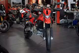 2025 Ducati Hypermotard 698