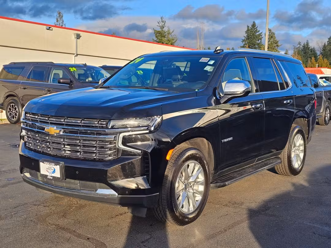 2024 Chevrolet Tahoe Premier - Image 3