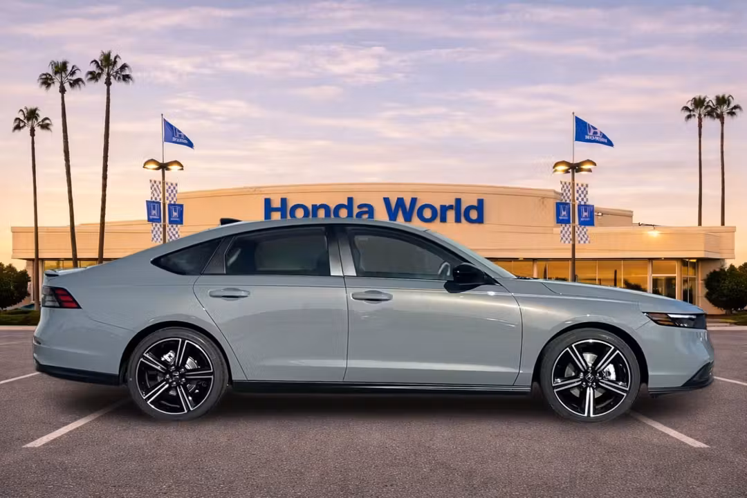 2026 Honda Accord Hybrid Sport - Image 3