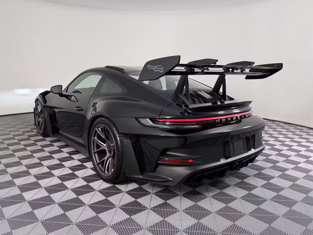 2025 Porsche 911 GT3 RS - Image 3