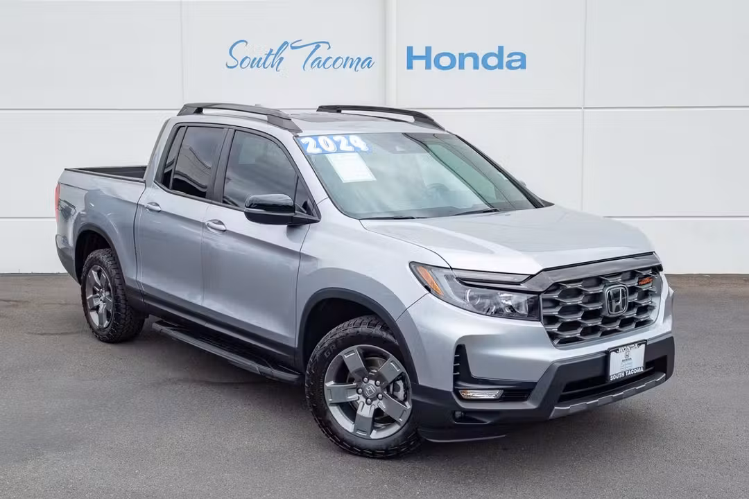 2024 Honda Ridgeline TrailSport - Image 2