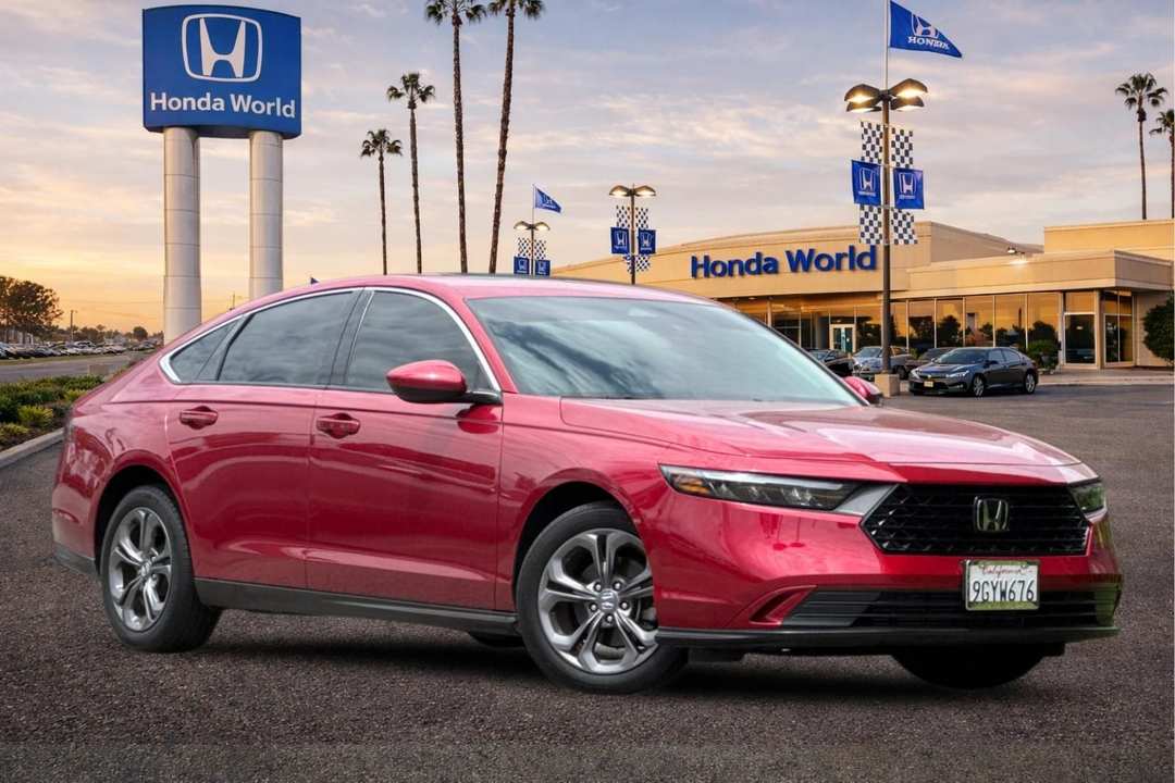 2023 Honda Accord EX - Image 2