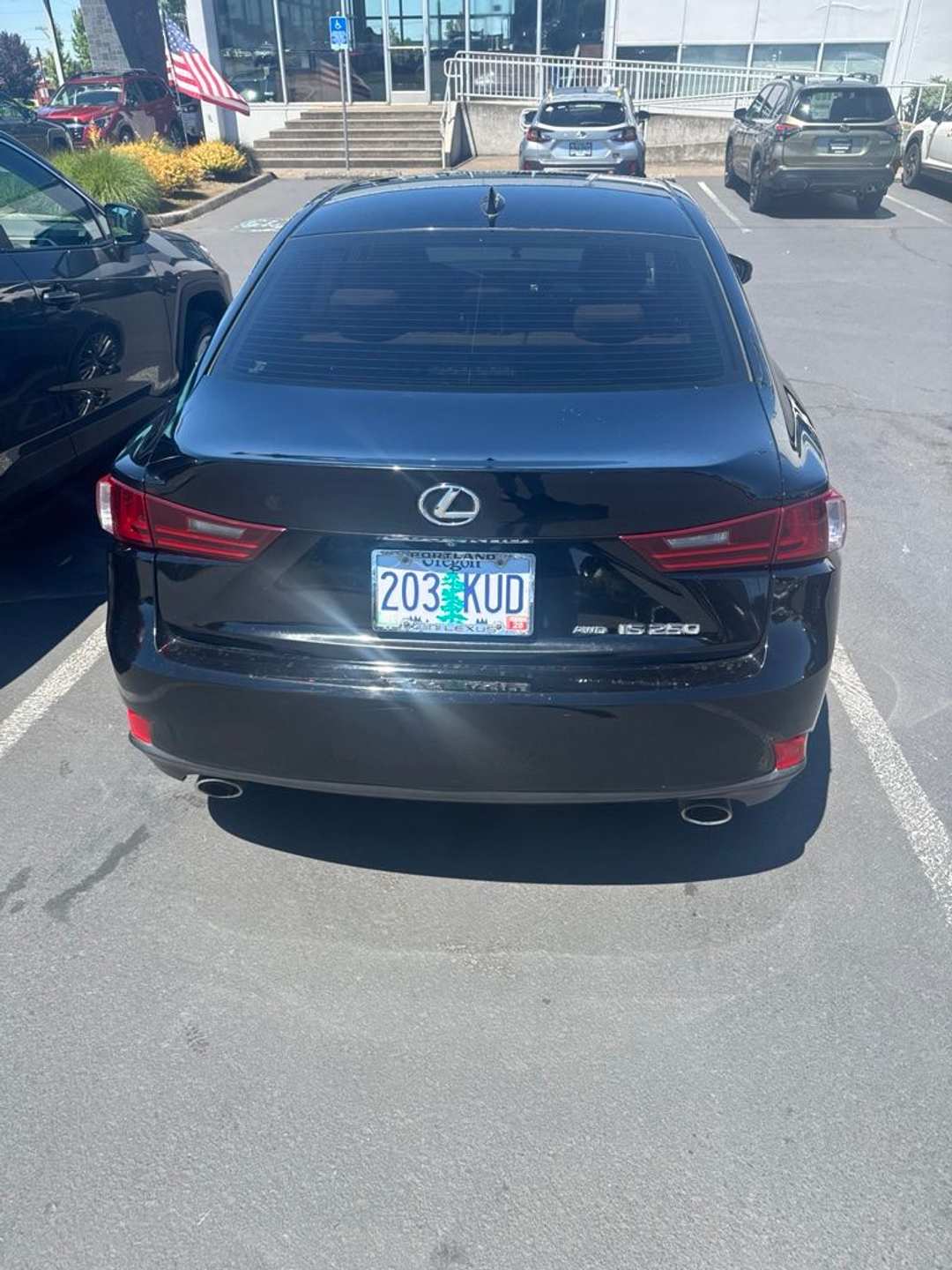 2015 Lexus Is 250 - Image 3