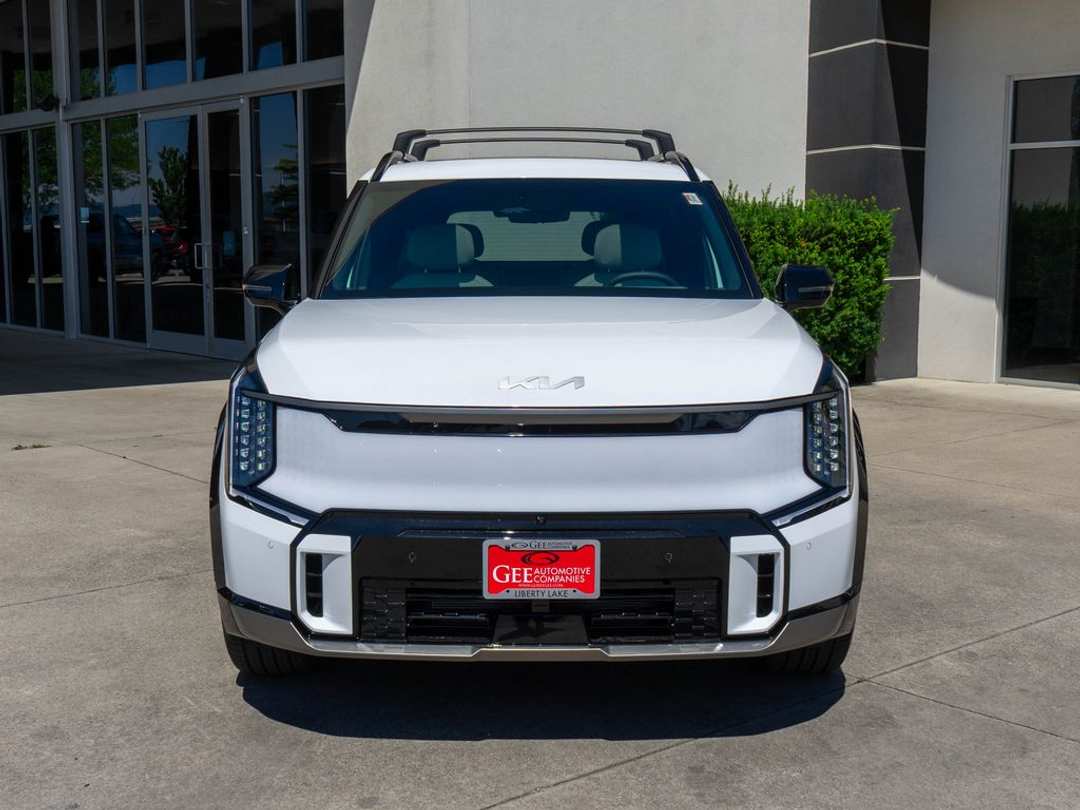 2026 Kia Ev9 GTLine - Image 2