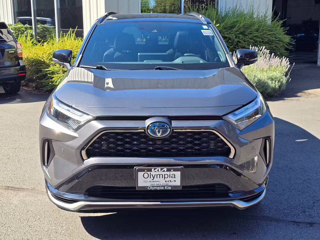 2024 Toyota Rav4 Prime XSE - Image 2