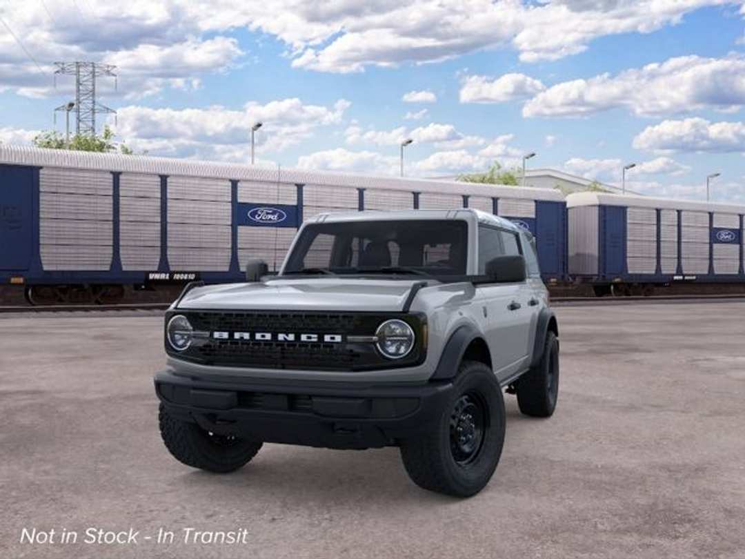 2026 Ford Bronco Big Bend - Image 2